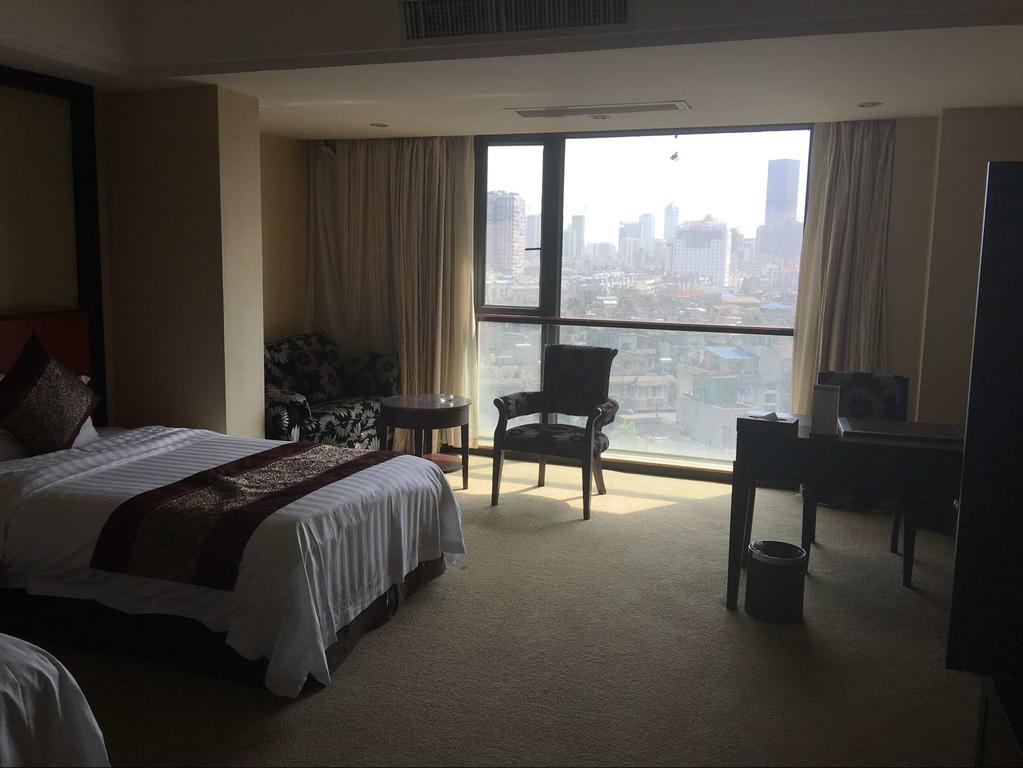 Zhaorui International Hotel อู่ฮั่น ภายนอก รูปภาพ