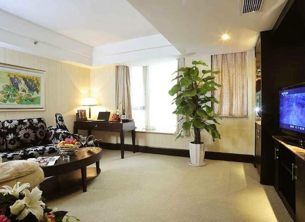 Zhaorui International Hotel อู่ฮั่น ภายนอก รูปภาพ