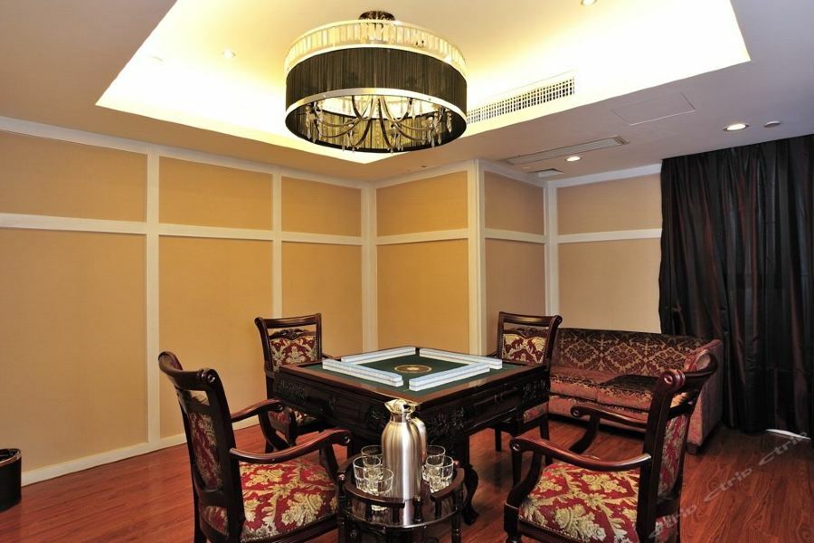 Zhaorui International Hotel อู่ฮั่น ภายนอก รูปภาพ